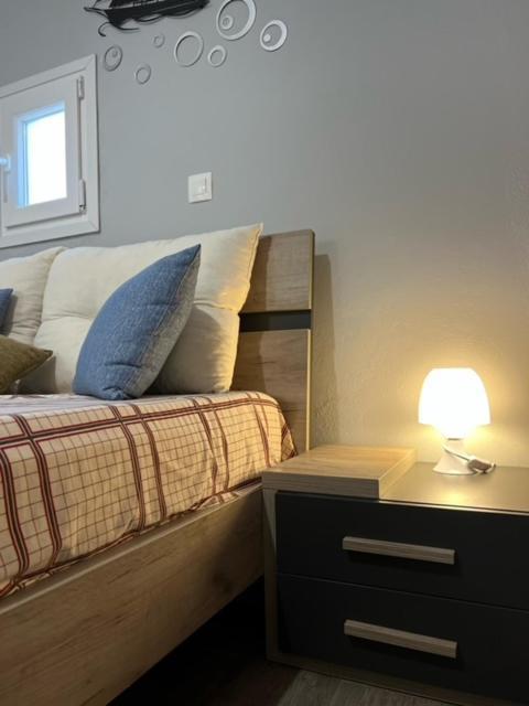 Appartement Sabbia Calda 7 à Períssa Extérieur photo